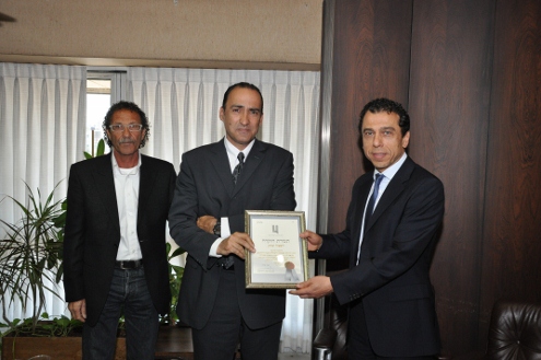 מימין לשמאל: נשיא בורסת היהלומים הישראלית יאיר סהר ,יו"ר ועדת ביקורת בורסת היהלומים הישראלית שאול יצחק, אחראי קשרי רפואה בורסת היהלומים הישראלית מיכאל סלטון(צילום:קובי פוקס)